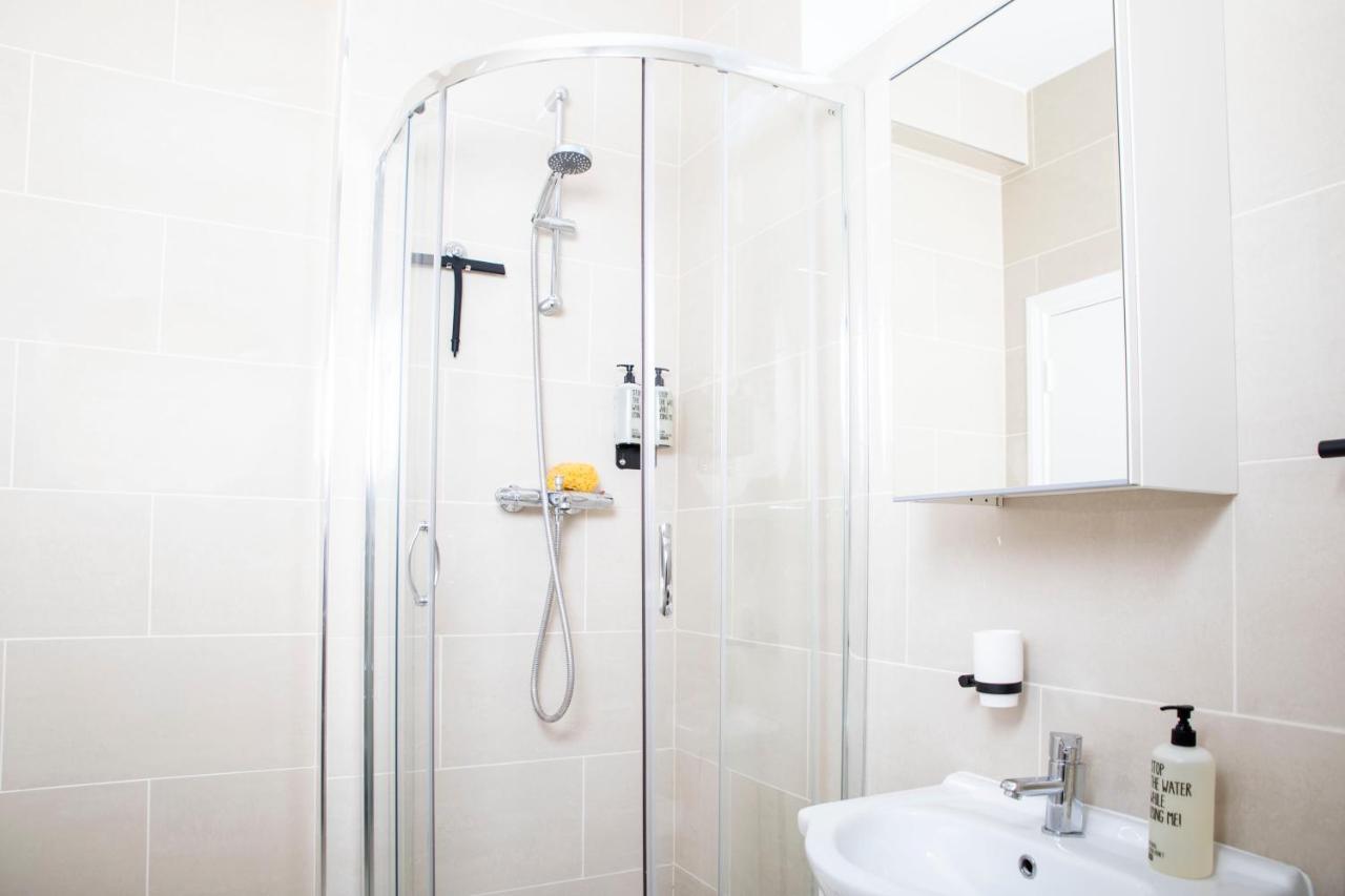 Bob W Commercial House Лондон Экстерьер фото